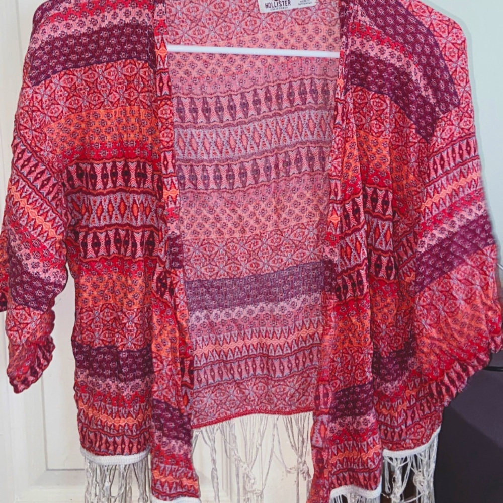 Hollister size M/L fringe kimono!